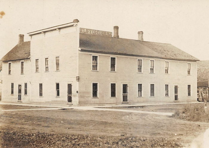 Clifford - Old Post Card Photo (newer photo)